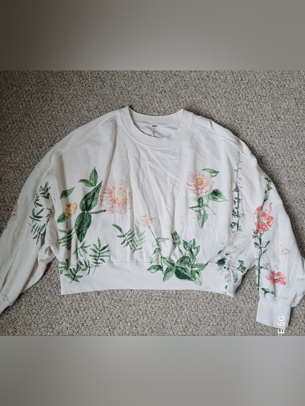 Free People Oversized Sweatshirt. - Picture 3 of 6